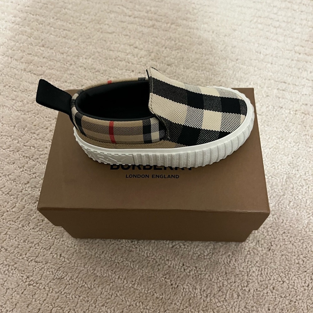 Toddler girl Burberry slip on sneaker size 7